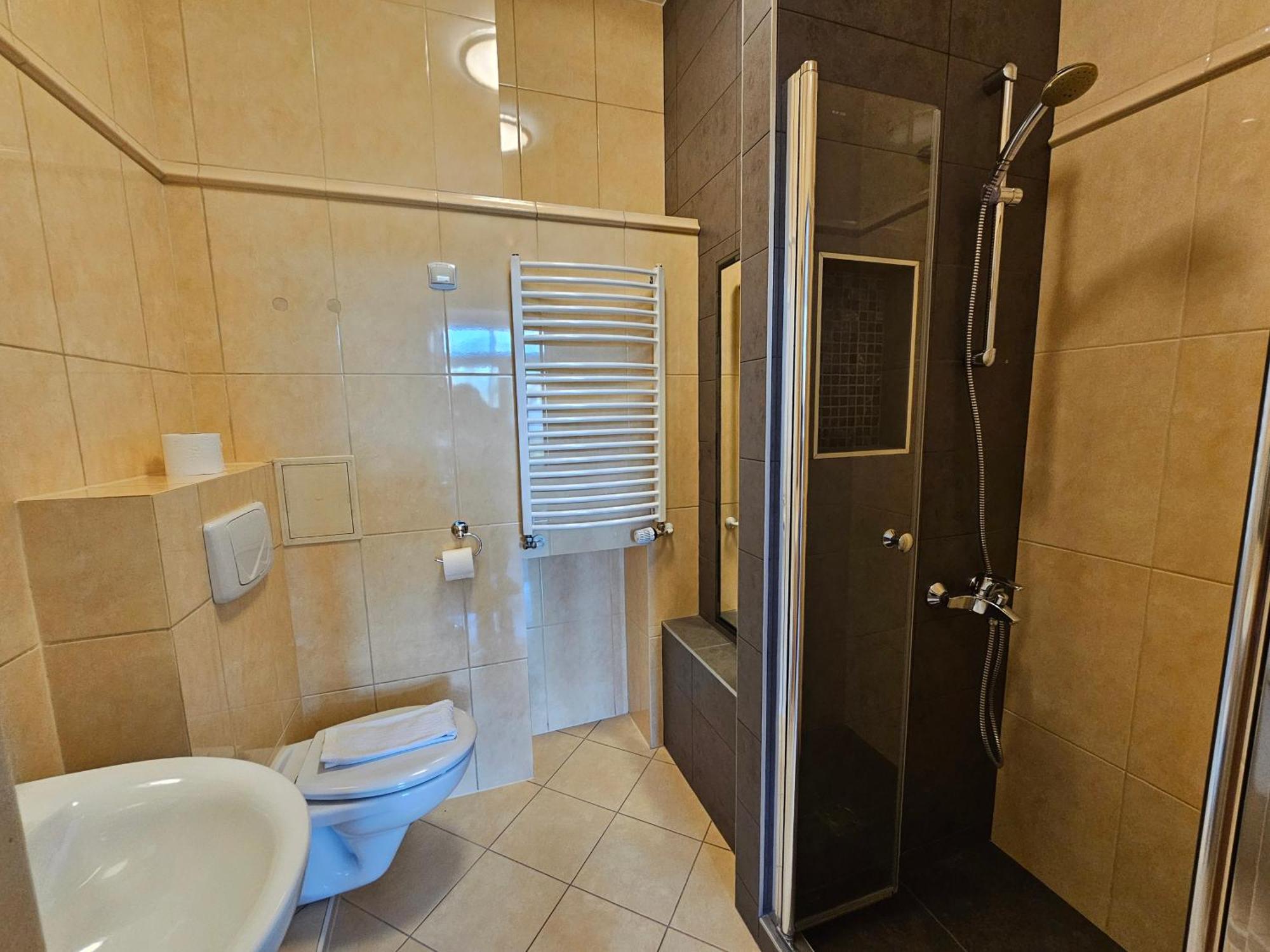 Pokoje I Apartamenty Krupowki 36 Zakopane Ngoại thất bức ảnh