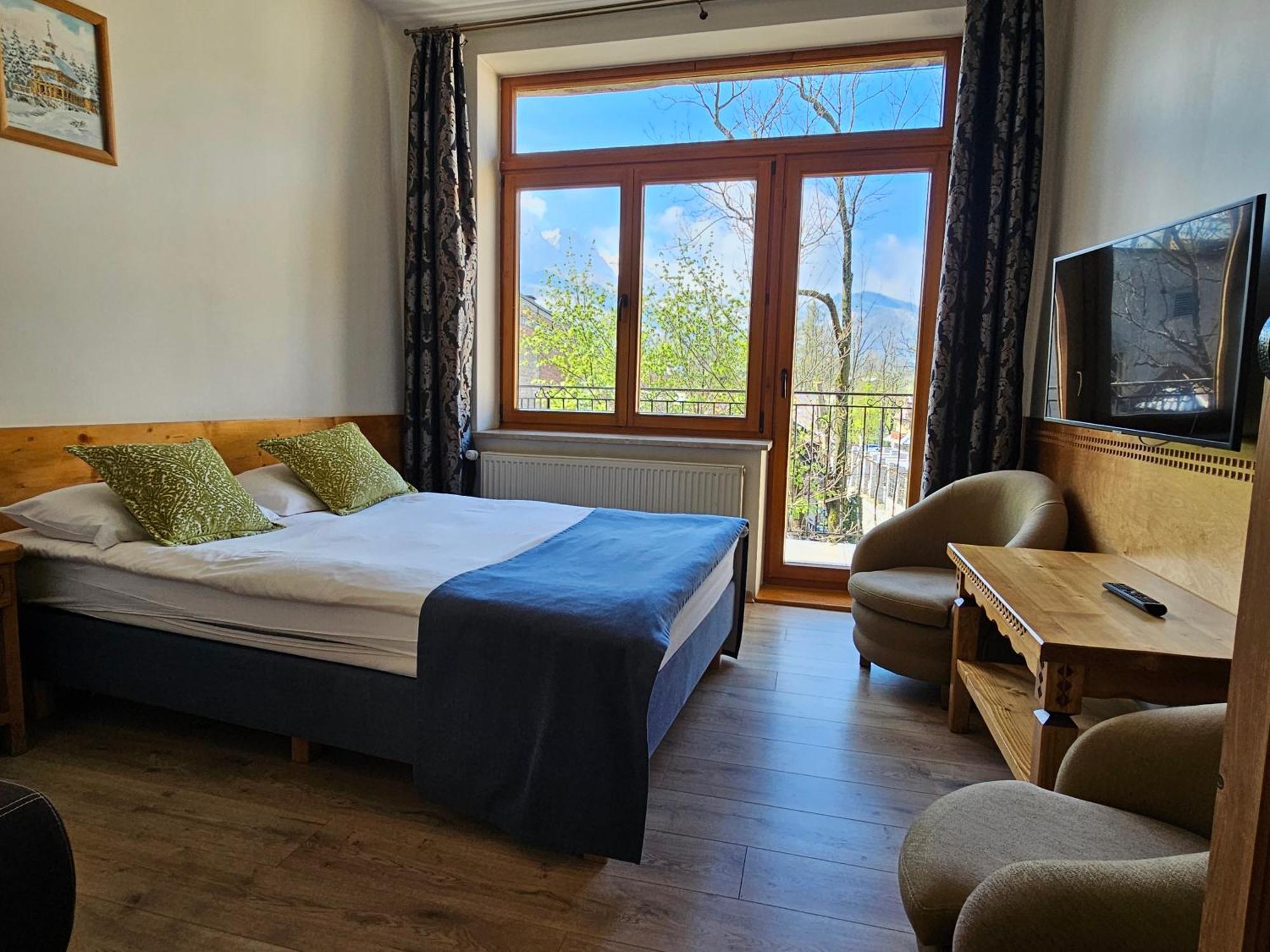 Pokoje I Apartamenty Krupowki 36 Zakopane Ngoại thất bức ảnh