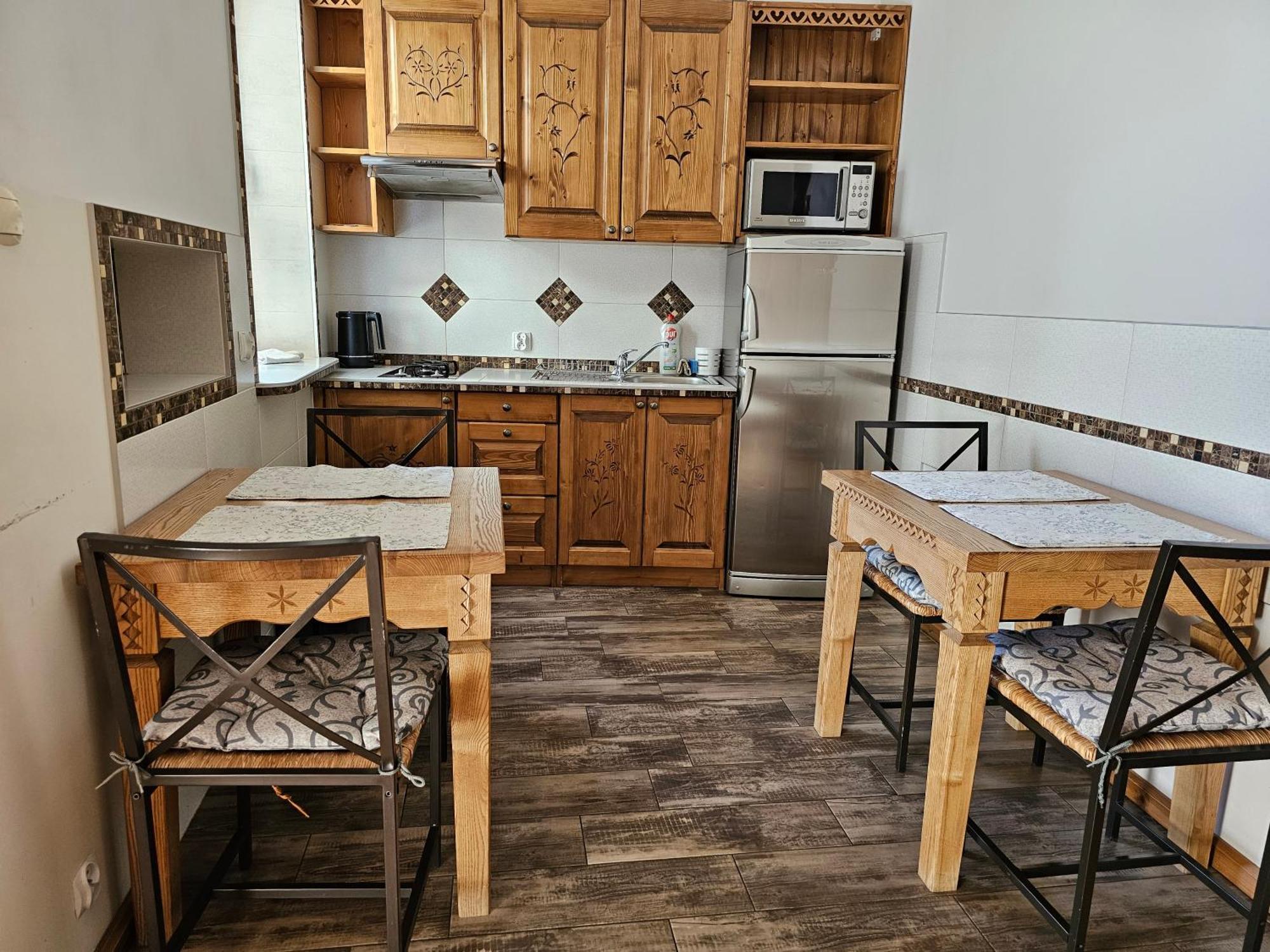 Pokoje I Apartamenty Krupowki 36 Zakopane Ngoại thất bức ảnh