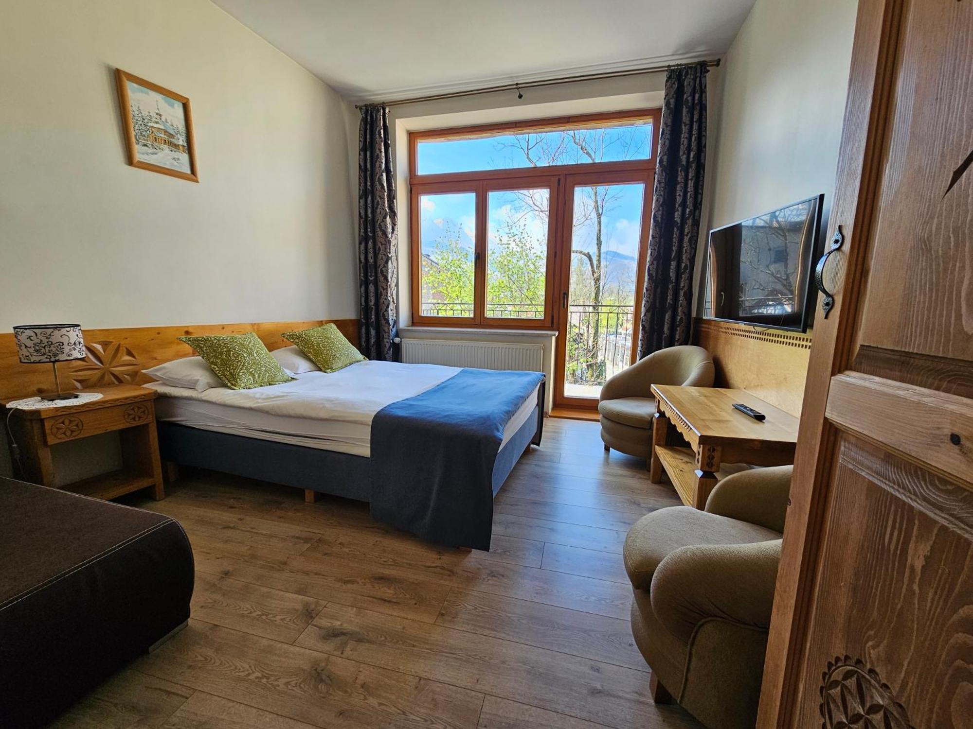 Pokoje I Apartamenty Krupowki 36 Zakopane Ngoại thất bức ảnh