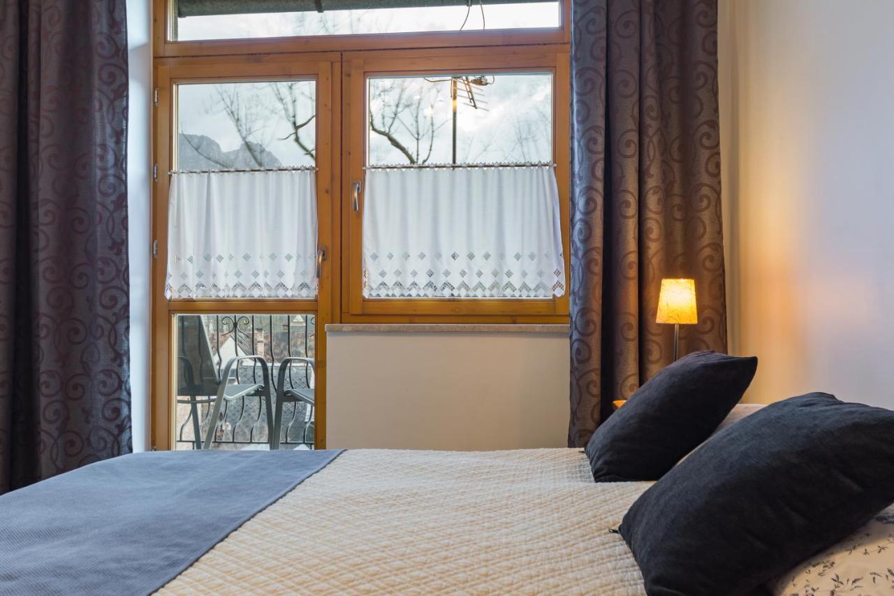 Pokoje I Apartamenty Krupowki 36 Zakopane Ngoại thất bức ảnh